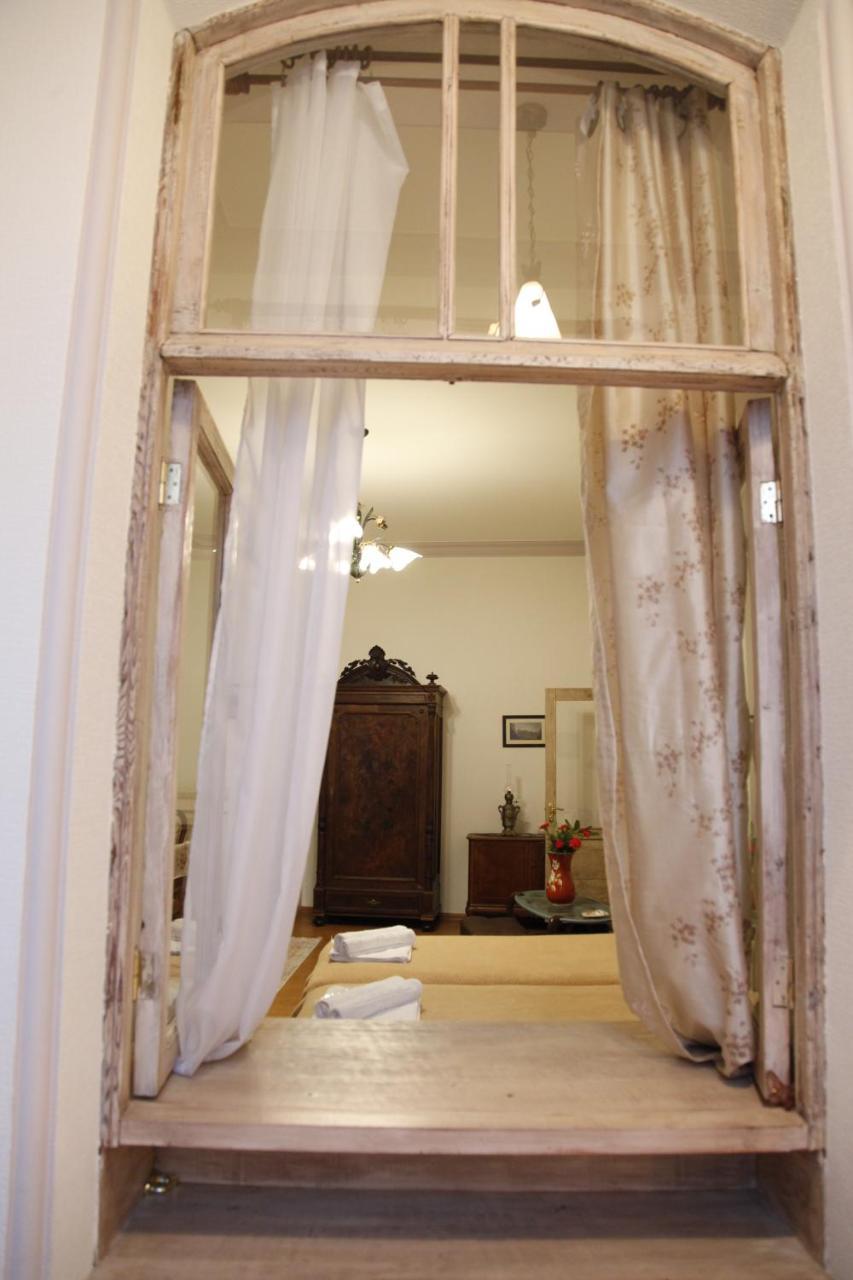 Art House Petunia Διαμέρισμα Τυφλίδα Εξωτερικό φωτογραφία